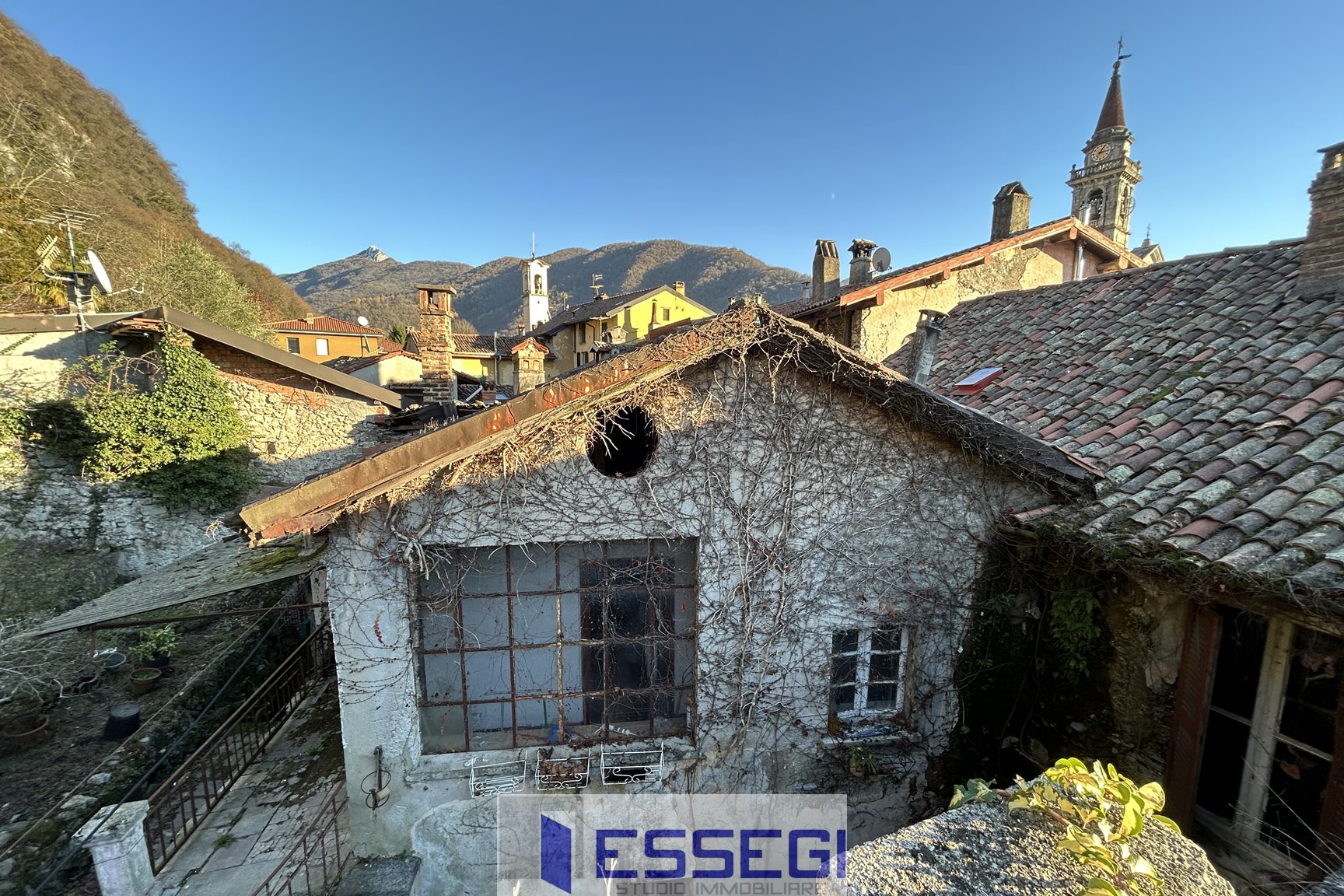 ASSO Intera proprieta